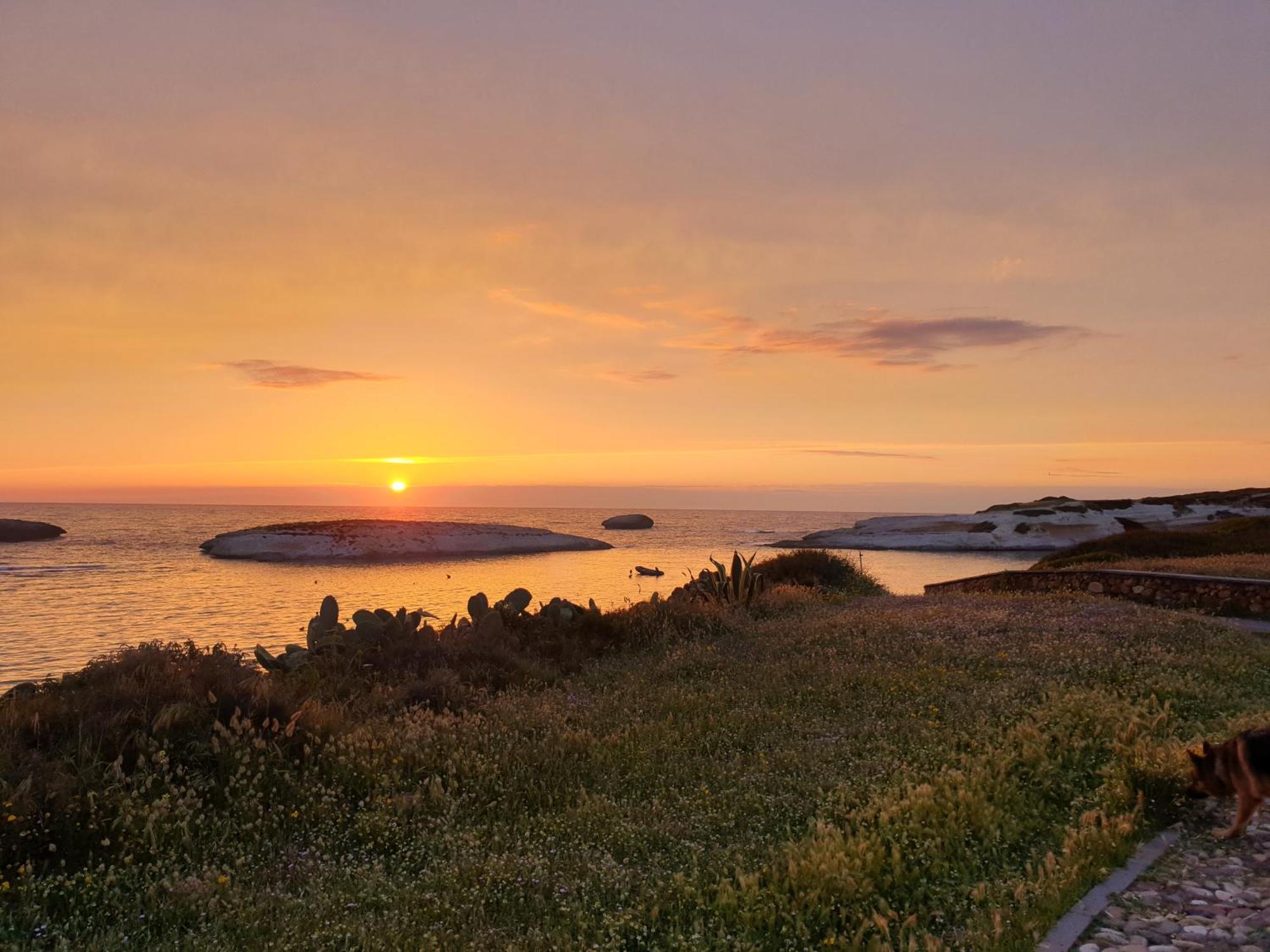 Mare Lughente Bed & Breakfast S'archittu Cuglieri Exterior photo