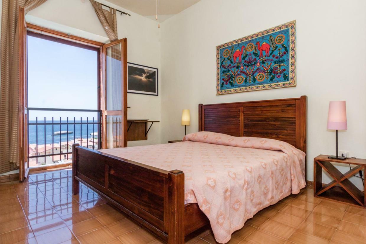 Mare Lughente Bed & Breakfast S'archittu Cuglieri Exterior photo