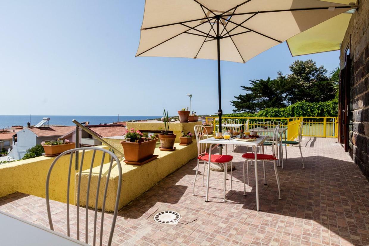 Mare Lughente Bed & Breakfast S'archittu Cuglieri Exterior photo