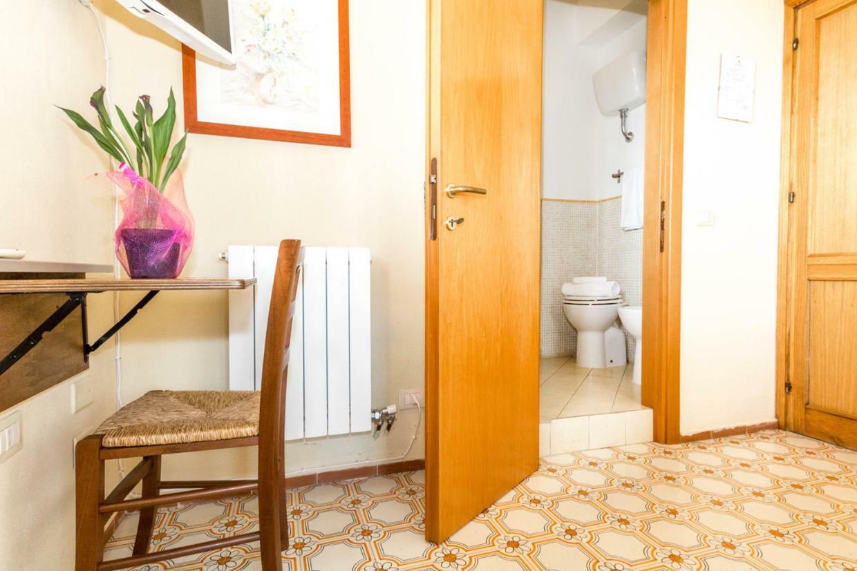 Mare Lughente Bed & Breakfast S'archittu Cuglieri Exterior photo