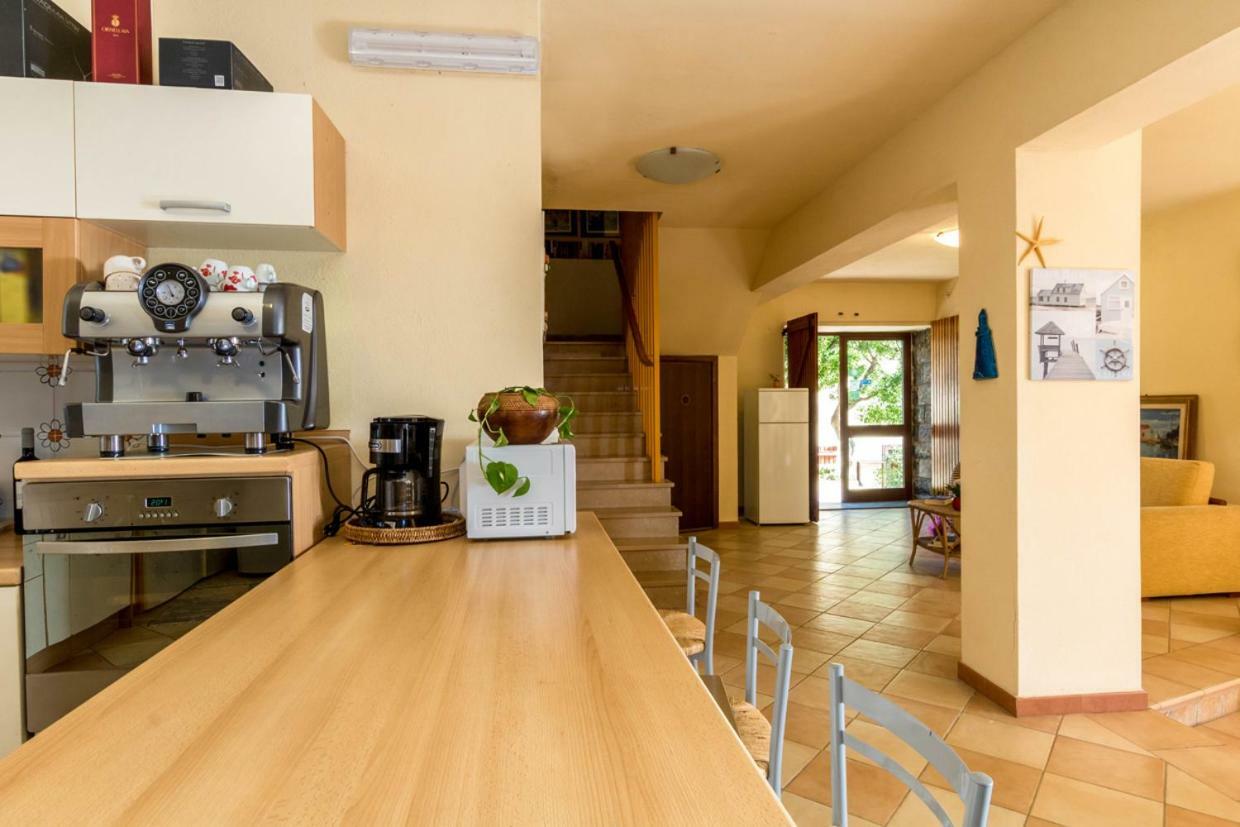 Mare Lughente Bed & Breakfast S'archittu Cuglieri Exterior photo