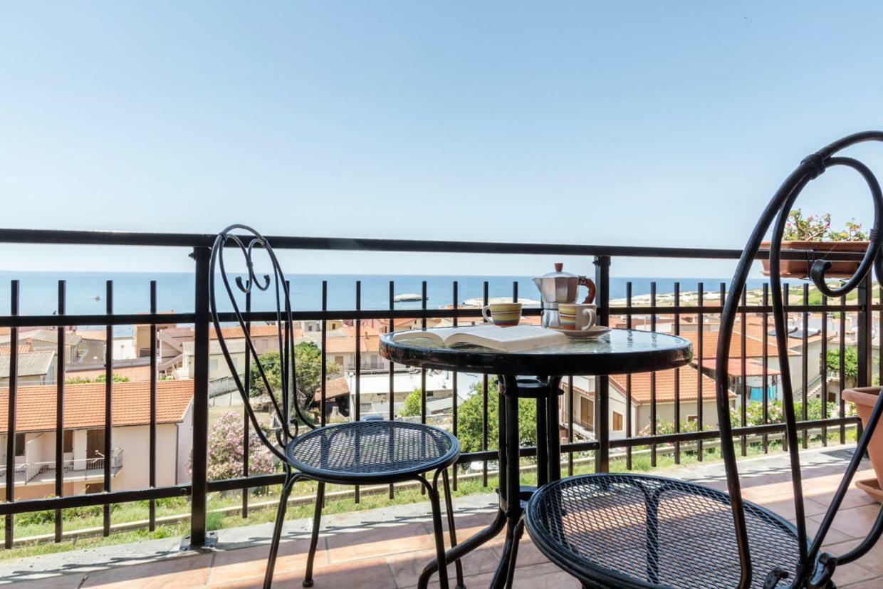 Mare Lughente Bed & Breakfast S'archittu Cuglieri Exterior photo